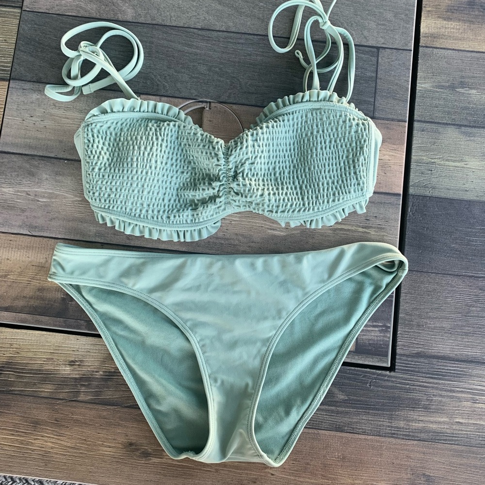 cute green holister bathing suit